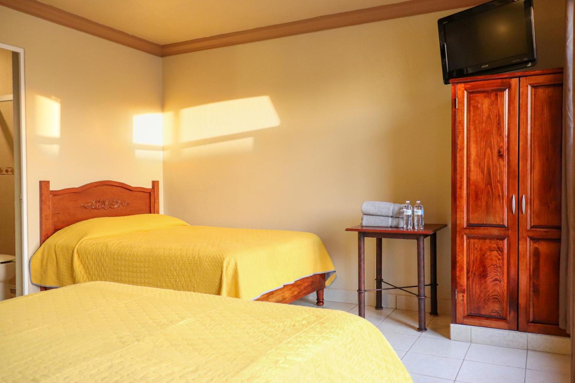 Hotel Coroneo Εξωτερικό φωτογραφία